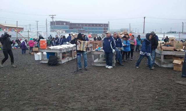 11666118_715337668578631_2206570114737969173_n